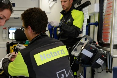 Teaser Notärztin / Notarzt SGNOR Die Arbeit im städtischen Umfeld bietet ein breites Spektrum an Krankheitsbildern und hohe Fallzahlen.