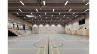 2016, Turnhalle des Schulhauses Blumenfeld in Affoltern