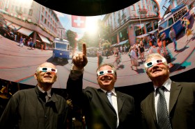 Zuerich-Scope and three men with 3D glasses