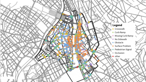 Eine karte von der Zürcher Innenstadt mit vielen verschiedenfarbigen Punkten. Jeder Punkt steht für ein Hindernis, jede Farbe für eine Kategorie. 